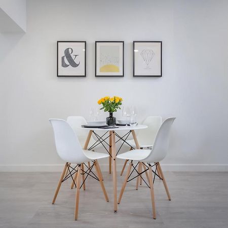 Luxury Serviced Apartments Stevenage, Hertfordshire Eksteriør billede