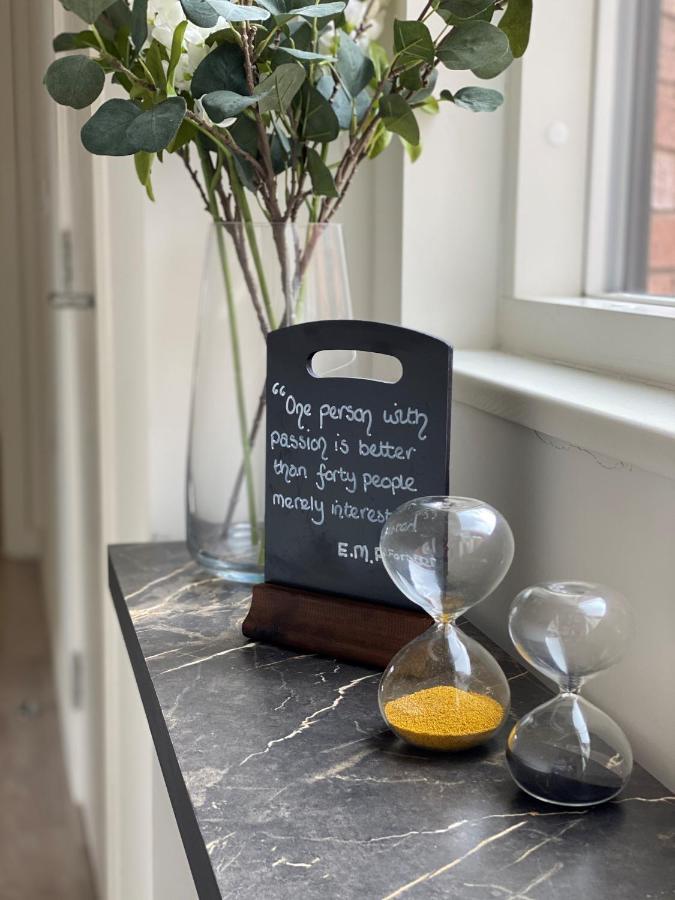 Luxury Serviced Apartments Stevenage, Hertfordshire Eksteriør billede