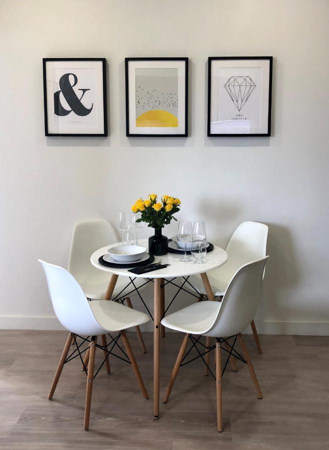 Luxury Serviced Apartments Stevenage, Hertfordshire Eksteriør billede